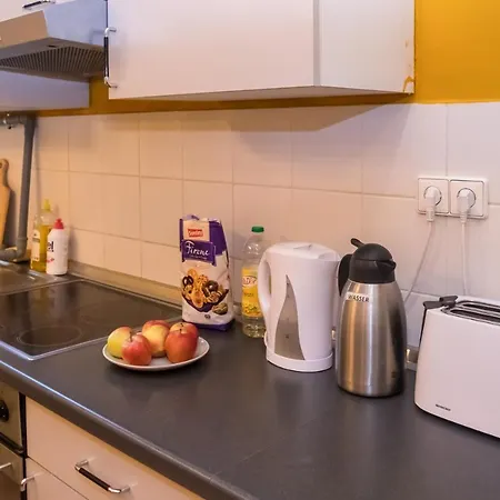Staycomfort Am Kurfuerstendamm Vandrarhem *